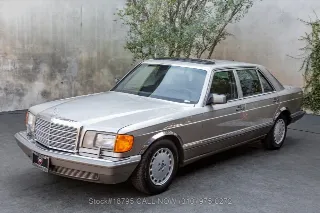 Foto 8 di 24: 1987 Mercedes Benz 420SEL