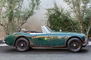 Foto 4 di 24: 1966 Austin Healey 3000 BJ8 Mk III