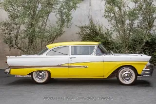 Foto 4 di 24: 1958 Ford Fairlane
