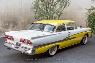 Foto 5 di 24: 1958 Ford Fairlane