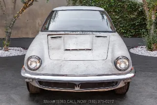 Foto 2 di 24: 1967 Maserati Mistral