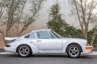 Foto 4 di 24: 1975 Porsche 911S Sunroof Delete