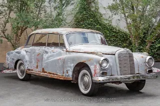 Foto 1 di 24: 1960 Mercedes Benz 300D Adenauer