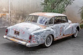 Foto 5 di 24: 1960 Mercedes Benz 300D Adenauer
