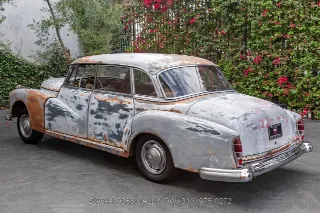 Foto 7 di 24: 1960 Mercedes Benz 300D Adenauer