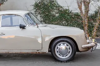 Foto 10 di 24: 1965 Porsche 356C Coupe