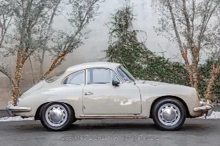 Foto 4 di 24: 1965 Porsche 356C Coupe