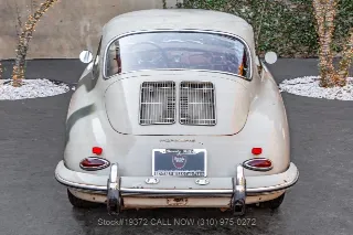 Foto 6 di 24: 1965 Porsche 356C Coupe