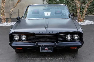 Foto 2 di 24: 1968 Dodge Polara