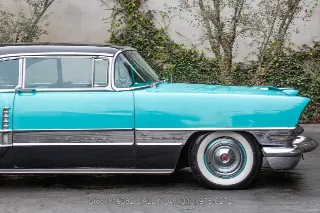 Foto 10 di 24: 1956 Packard 400