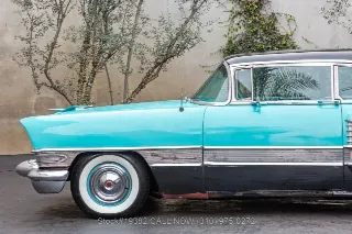 Foto 12 di 24: 1956 Packard 400