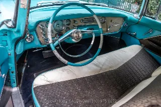 Foto 17 di 24: 1956 Packard 400