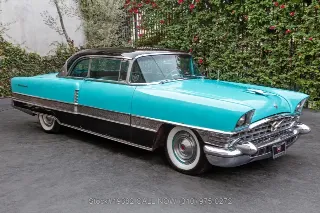 Foto 3 di 24: 1956 Packard 400