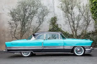 Foto 4 di 24: 1956 Packard 400