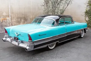 Foto 5 di 24: 1956 Packard 400