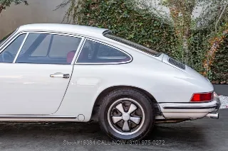 Foto 13 di 24: 1969 Porsche 911T Coupe