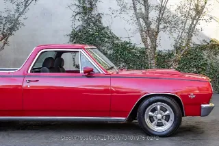 Foto 10 di 24: 1965 Chevrolet El Camino