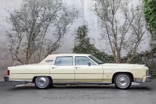 Foto 4 di 24: 1978 Lincoln Continental