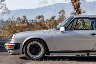 Foto 16 di 24: 1988 Porsche Carrera