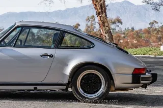 Foto 17 di 24: 1988 Porsche Carrera