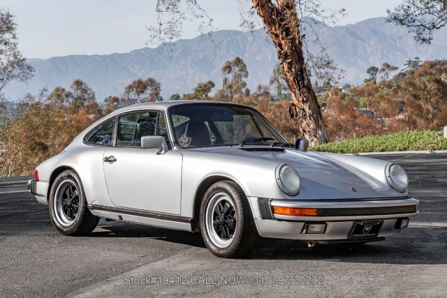 1988 Porsche Carrera