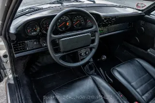 Foto 22 di 24: 1988 Porsche Carrera