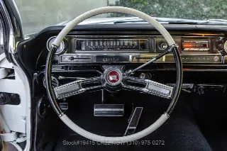 Foto 16 di 24: 1961 Cadillac DeVille