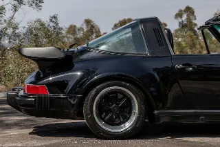 Foto 19 di 24: 1989 Porsche 930