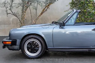 Foto 17 di 24: 1983 Porsche 911SC