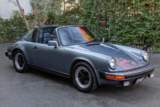 Foto 3 di 24: 1983 Porsche 911SC