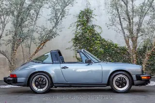 Foto 4 di 24: 1983 Porsche 911SC