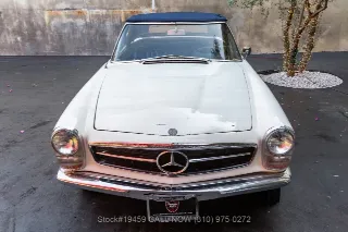Foto 9 di 24: 1964 Mercedes Benz 230SL