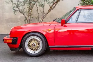 Foto 12 di 24: 1982 Porsche 911SC