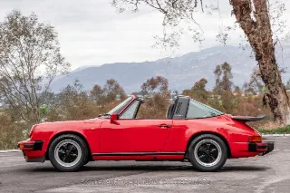 Foto 20 di 24: 1987 Porsche Carrera