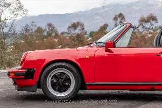 Foto 21 di 24: 1987 Porsche Carrera