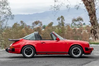 Foto 5 di 24: 1987 Porsche Carrera