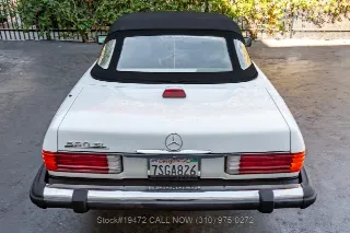 Foto 11 di 24: 1986 Mercedes Benz 560SL