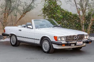Foto 1 di 24: 1986 Mercedes Benz 560SL