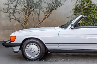 Foto 24 di 24: 1986 Mercedes Benz 560SL