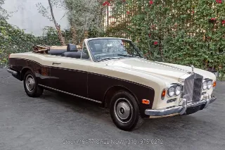 Foto 3 di 24: 1972 Rolls Royce Corniche