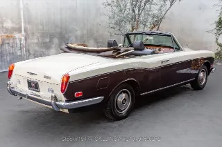 Foto 5 di 24: 1972 Rolls Royce Corniche