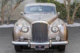 Foto 2 di 24: 1956 Bentley S1