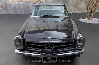 Foto 15 di 24: 1966 Mercedes Benz 230SL