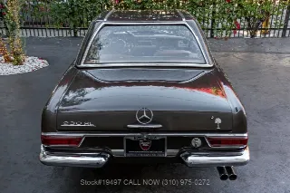 Foto 17 di 24: 1966 Mercedes Benz 230SL