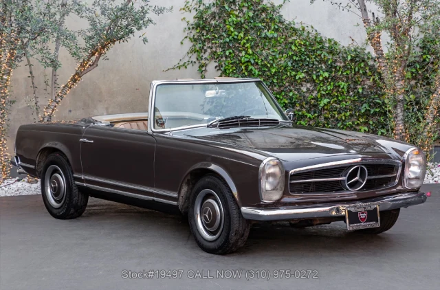1966 Mercedes Benz 230SL