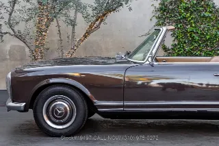 Foto 24 di 24: 1966 Mercedes Benz 230SL
