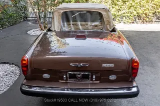 Foto 11 di 24: 1976 Rolls Royce Corniche