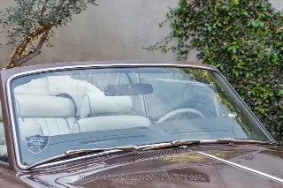 Foto 15 di 24: 1976 Rolls Royce Corniche