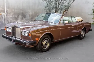 Foto 8 di 24: 1976 Rolls Royce Corniche