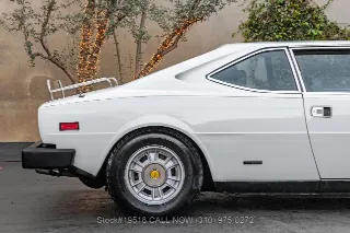 Foto 11 di 24: 1975 Ferrari Dino 308